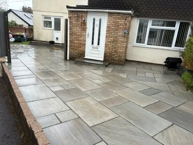Natural stone driveway cleaned in Thornbury
